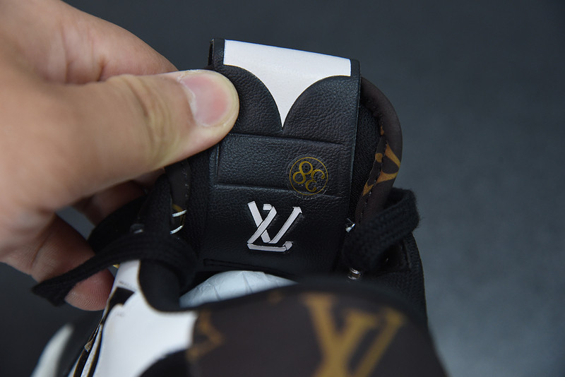 LVT SNEAKERS