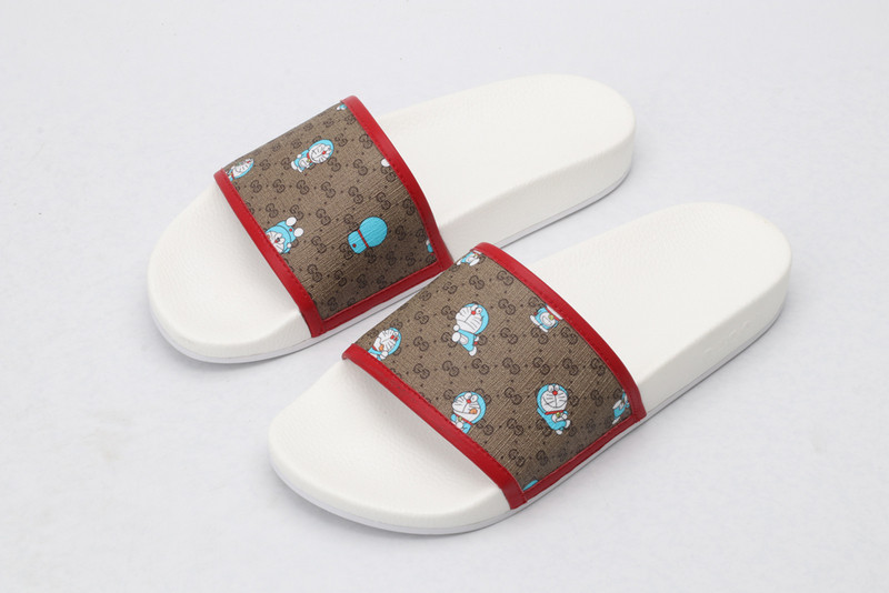 G*u*i sandals