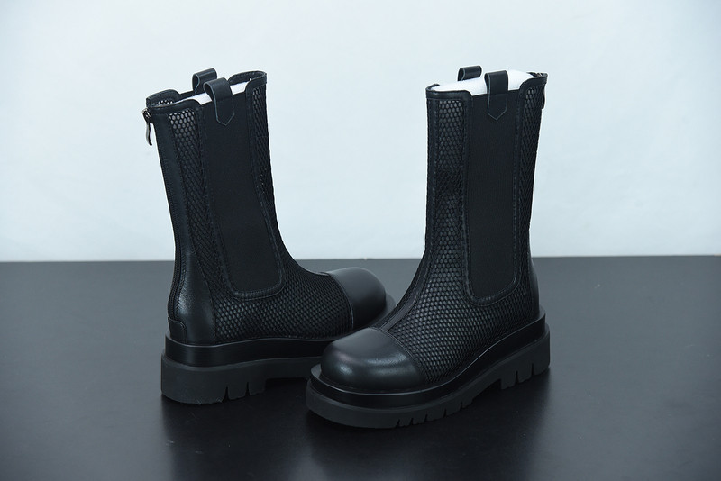 b0tte*a Ven*ta sneaker