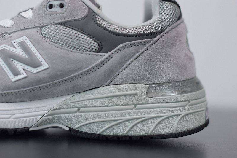 NEW BALANCE MR993GL