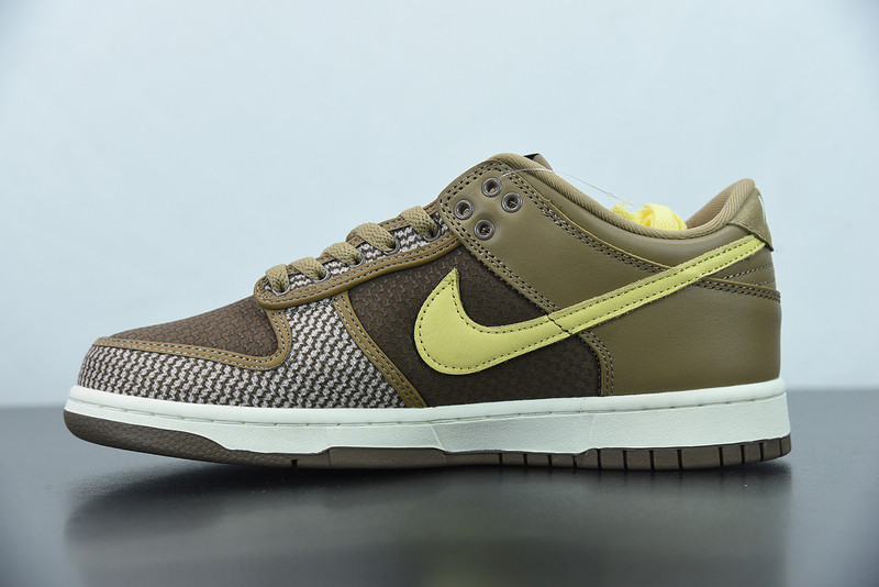 UNDEFEATED X NIKE DUNK LOW SP 