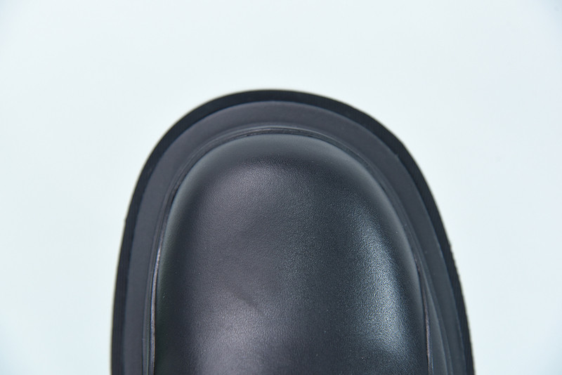 b0tte*a Ven*ta sneaker