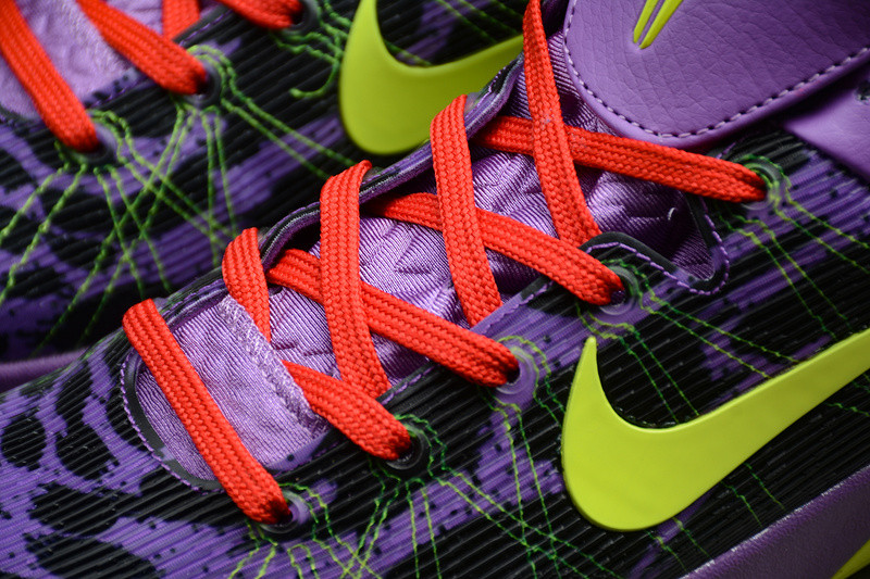 NIKE ZOOM KOBE 7 Supreme 