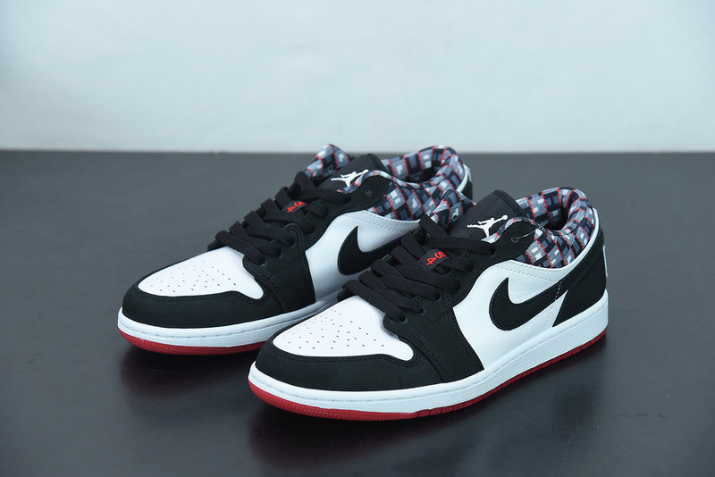 AIR JORDAN 1 LOW 