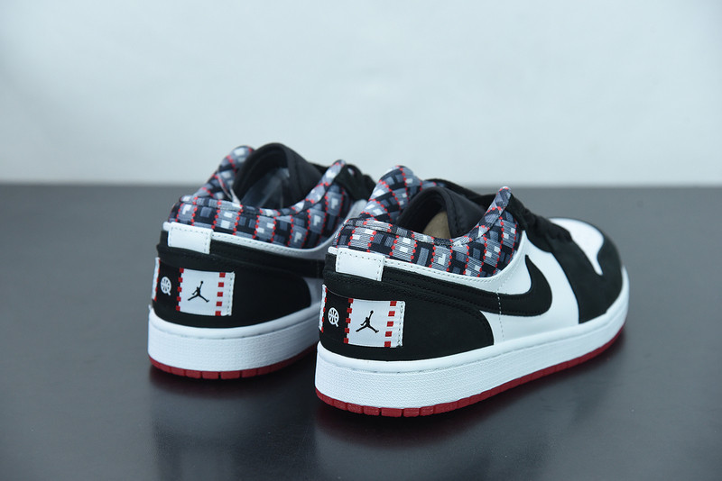AIR JORDAN 1 LOW 