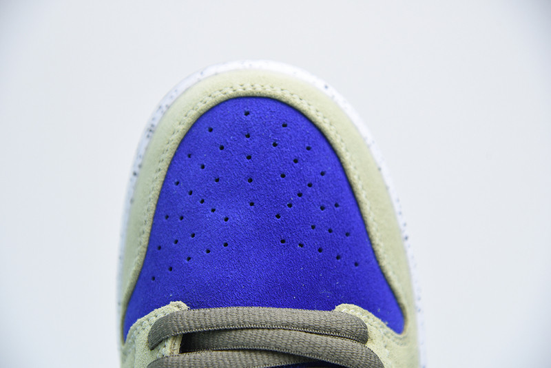 NIKE SB DUNK LOW “CELADON” BQ6817-301