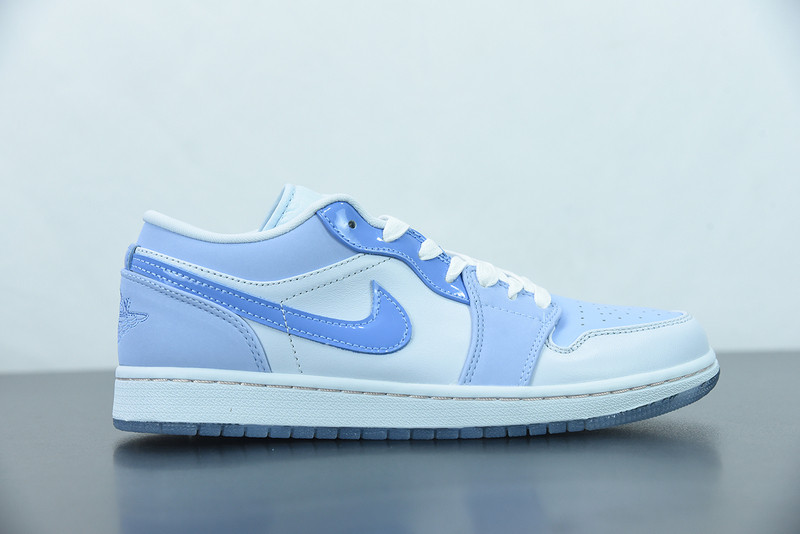 AIR JORDAN 1 LOW SE ''MIGHTY SWHERS'' DM5442-040