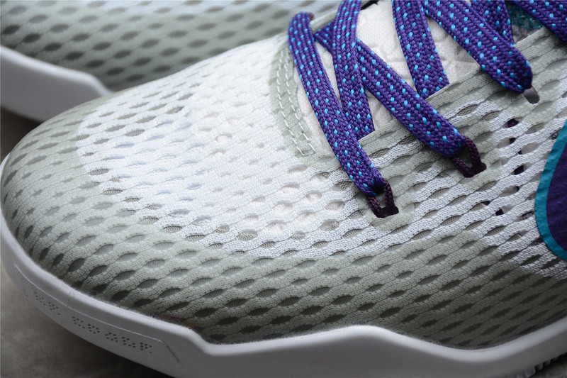 NIKE KOBE11 EP 