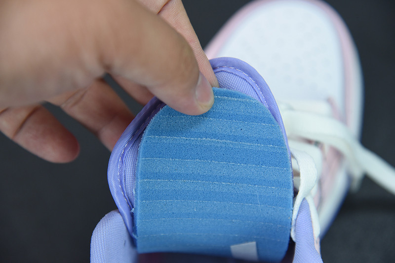 AIR JORDAN 1 LOW ARCTIC PUNCH（GS）CV9844-600