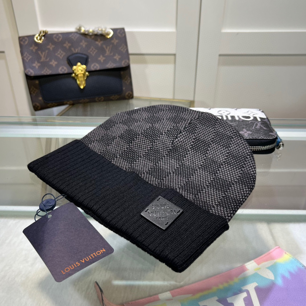 lvt Hat