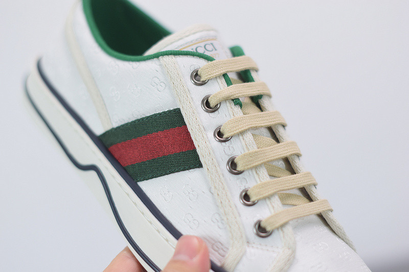 G*u*i sneaker