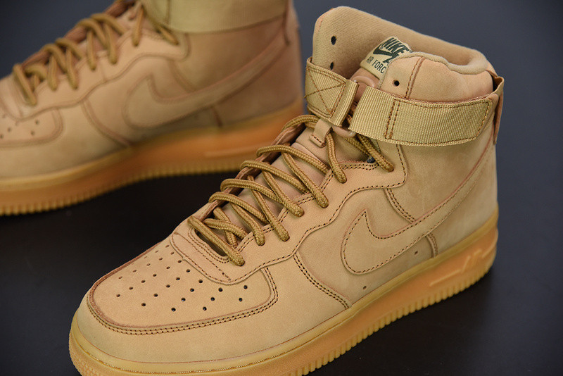 NIKE AIR FORCE 1 HIGH 