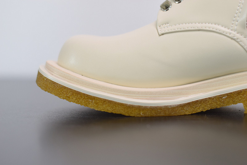 b0tte*a Ven*ta sneaker
