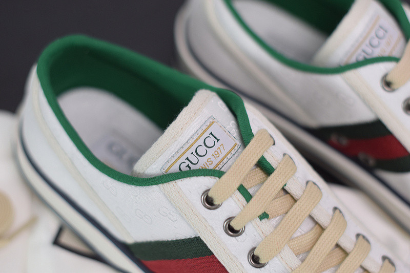 G*u*i sneaker
