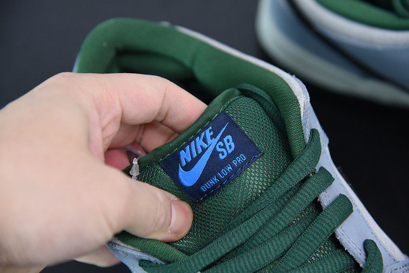 DUNK LOW PREMIUM SB 