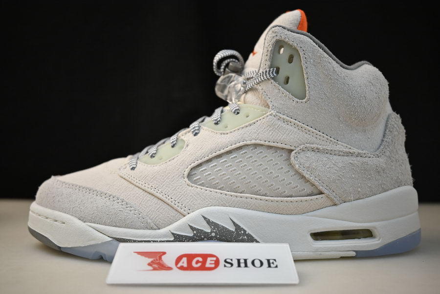 AIR JORDAN 5 RETRO SE 