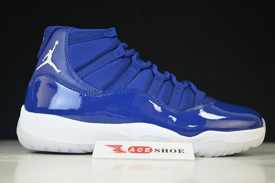 AIR JORDAN 11 RETRO