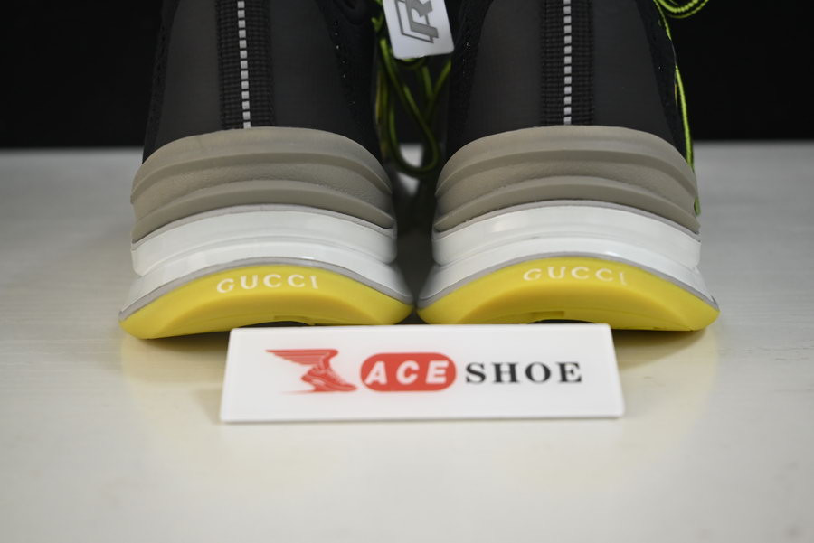 G*u*i sneaker