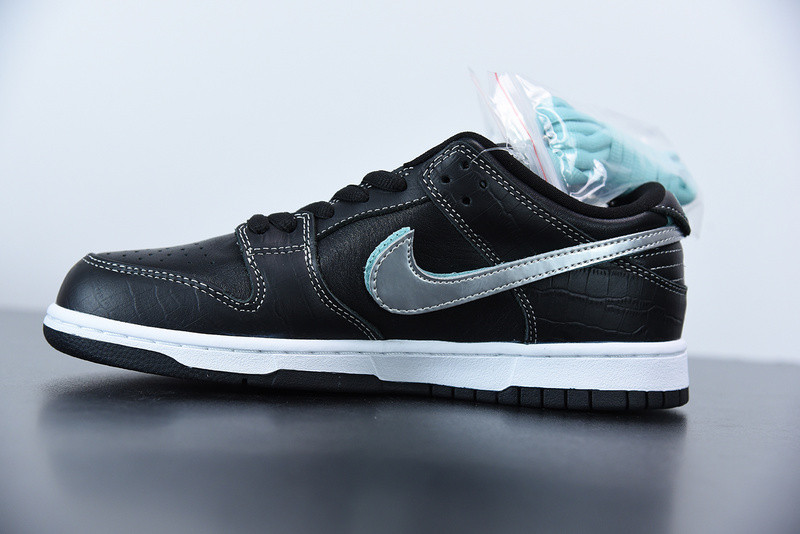 nike sb dunk low black x Di*m*nd supply x co bv1310-001
