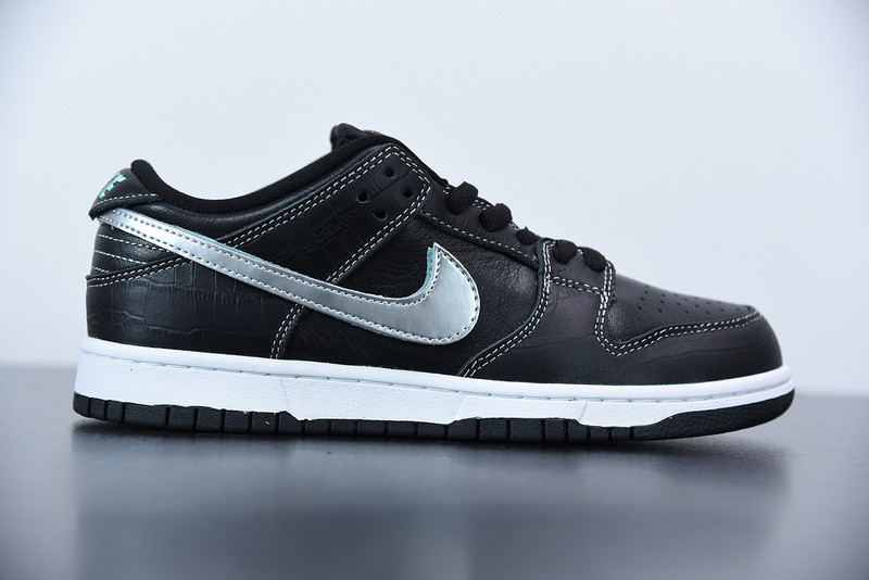 nike sb dunk low black x Di*m*nd supply x co bv1310-001