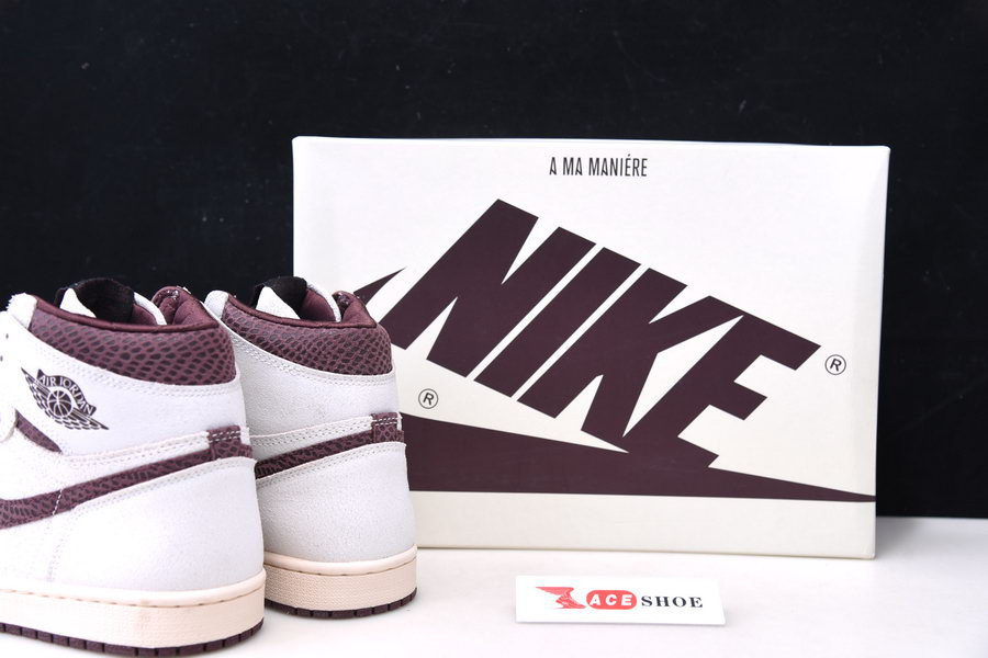 A MA MANIÉRE X AIR JORDAN 1 HIGH OG DO7097-100
