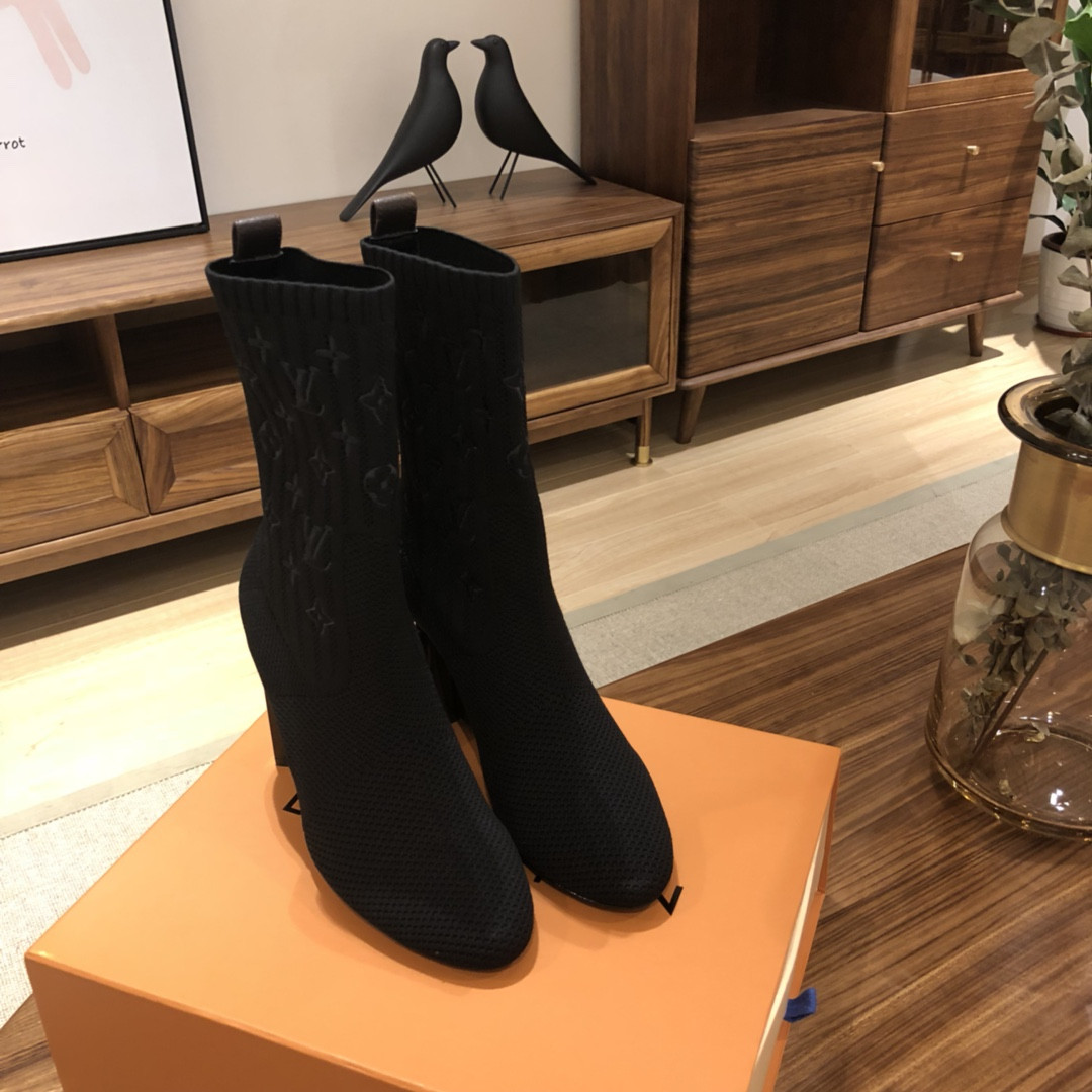 LVT BOOTS