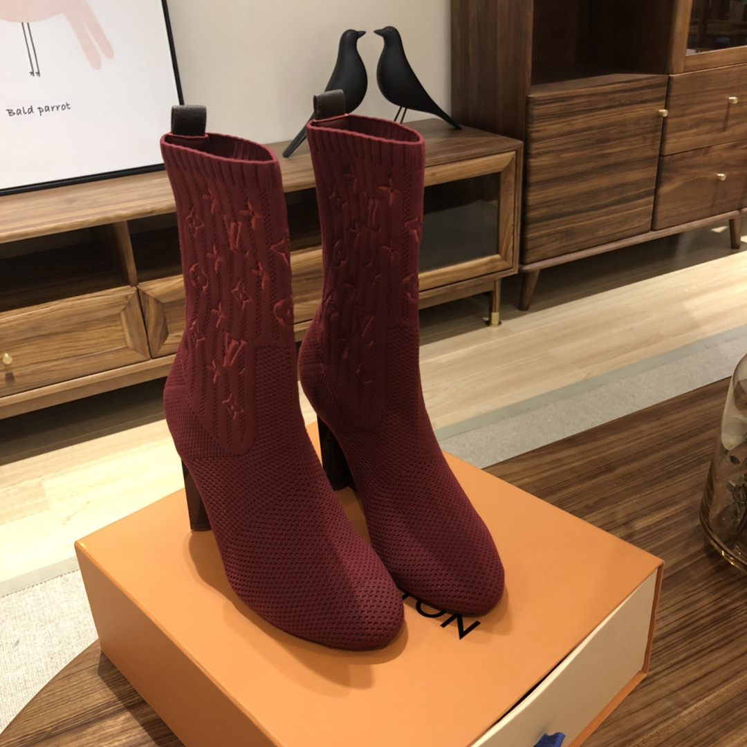 LVT BOOTS