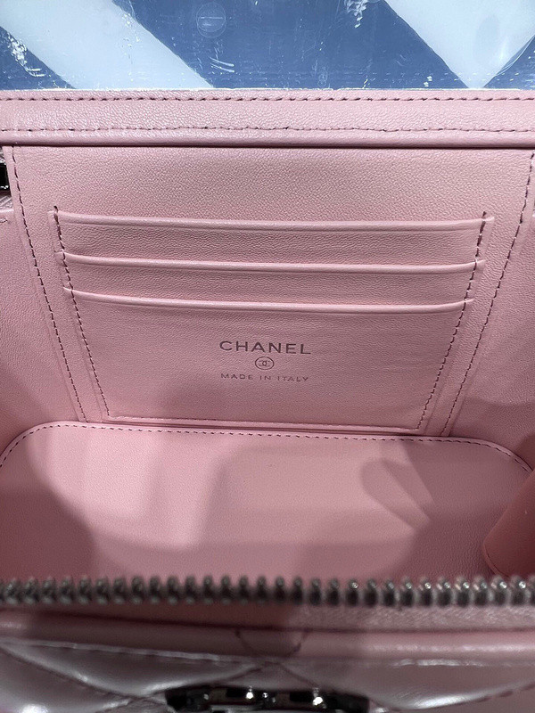 Ch*el purse