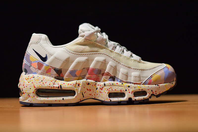 NIKE AIR MAX 95 SE ''VAST GREY''（W） 918413-004