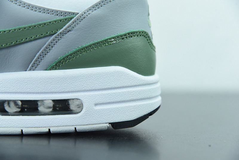NIKE AIR MAX 1 PREMIUM 
