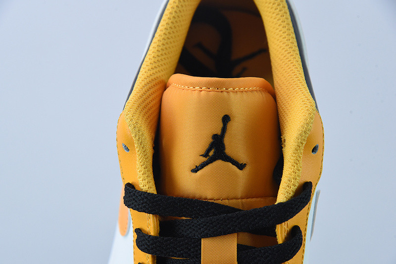 Air Jordan 1 Low “Taxi” 553558-701