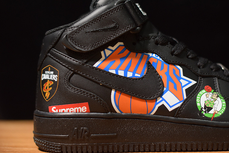 NIKE AIR FORCE 1 MID 