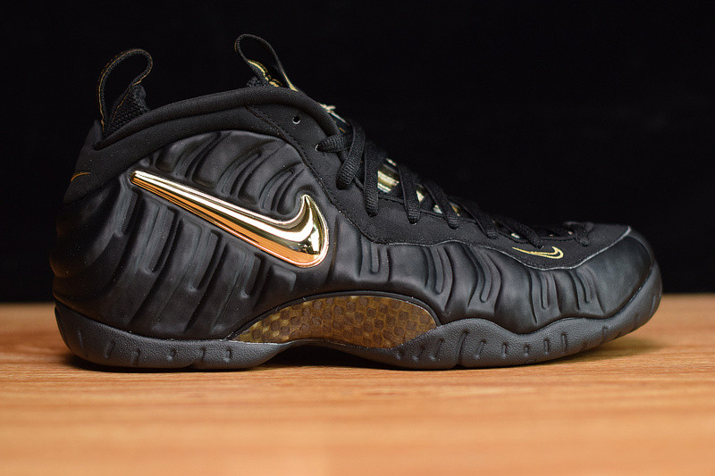 NIKE AIR FOAMPOSITE  PRO  ''BLACK METALLIC GOLD'' 624041-009