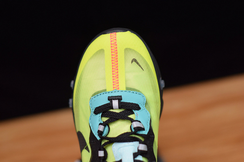 NIKE REACT ELEMENT 87 "HYPER FUSION" AQ1090-700