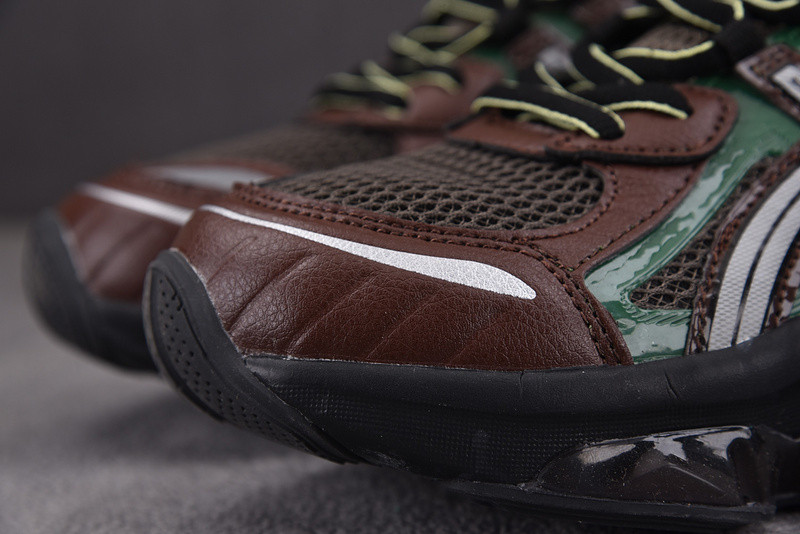 ASICS Gel Quantum Kinetic 