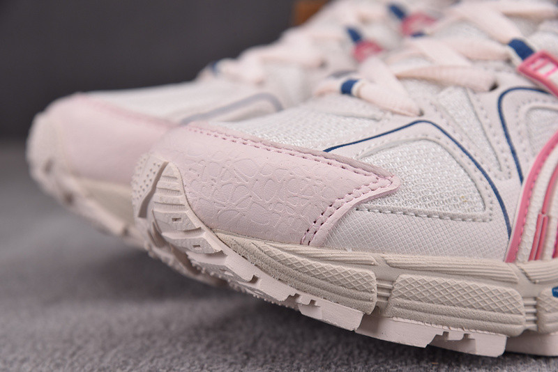 ASICS Gel‑Kahana 8 