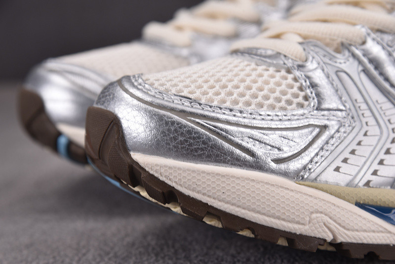 ASICS Gel-Kayano 14 