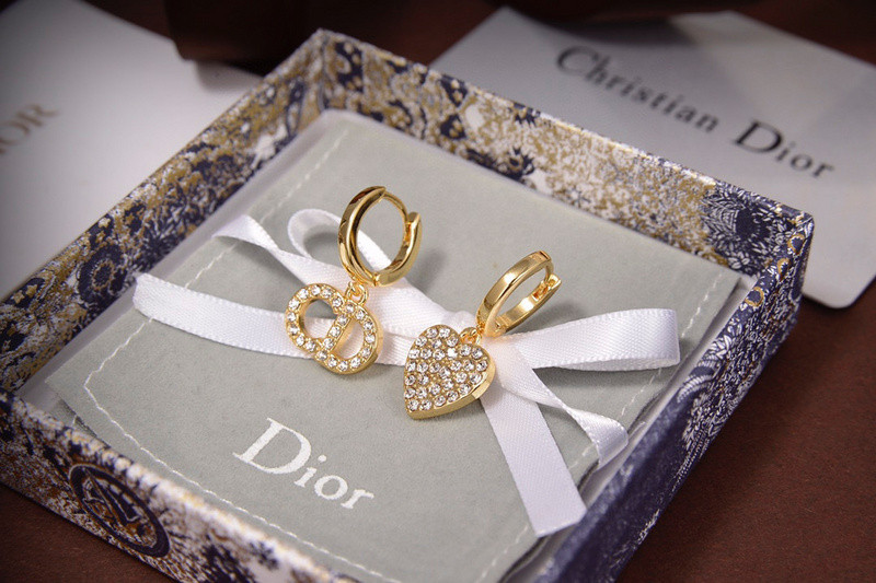 D10r earring