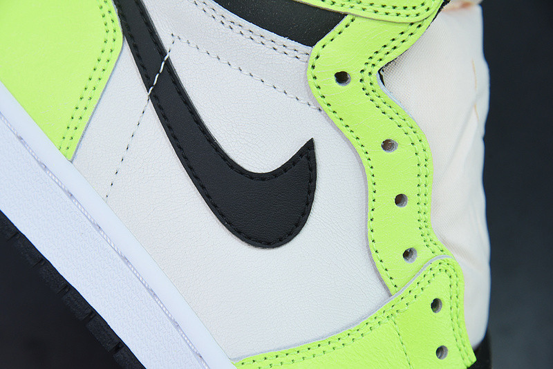 AIR JORDAN 1 HIGH OG “VISIONAIRE” 555088-702