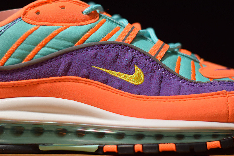 NIKE AIR MAX 98 QS 