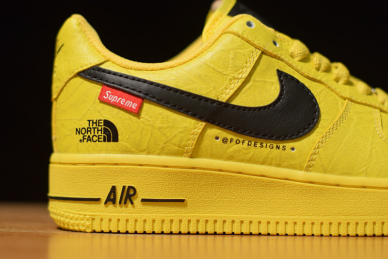 NIKE AIR FORCE 1 