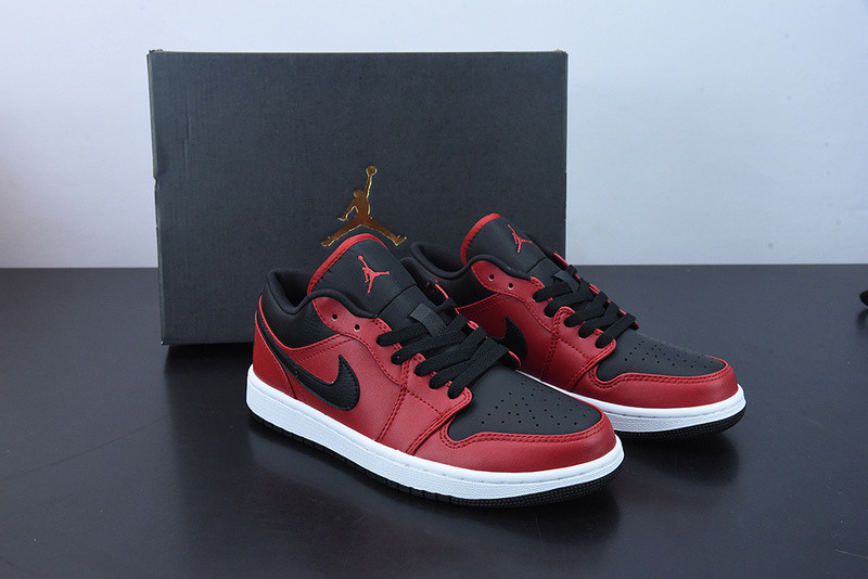 AIR JORDAN 1 LOW 