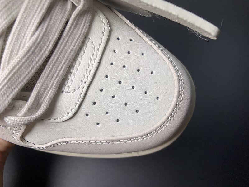 OF™ C/O VIRGIL ABLOH OUT OF OFFICE LOW-TOP LEATHER SNEAKERS ‘OOO“