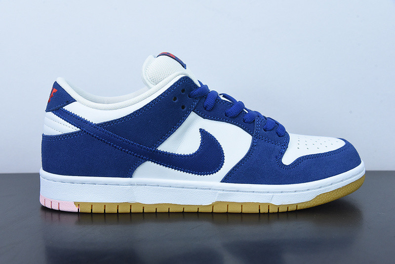 Nike SB Dunk Low “LA Dodgers” DO9395-400