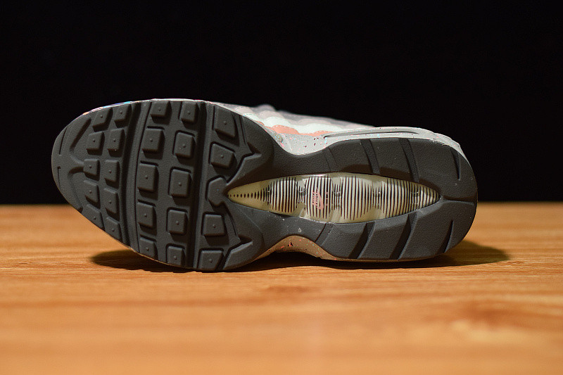 NIKE AIR MAX 95 SE 
