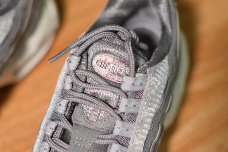 NIKE AIR MAX 95 LX 