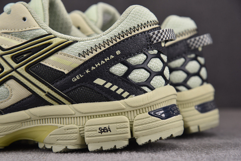 ASICS Gel‑Kahana 8 Green/Black 1011B109‑301