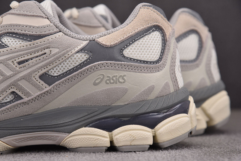 ASICS Gel NYC 