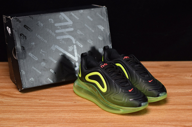 NIKE AIR MAX 720 RETRO FUTURE AO2924-008