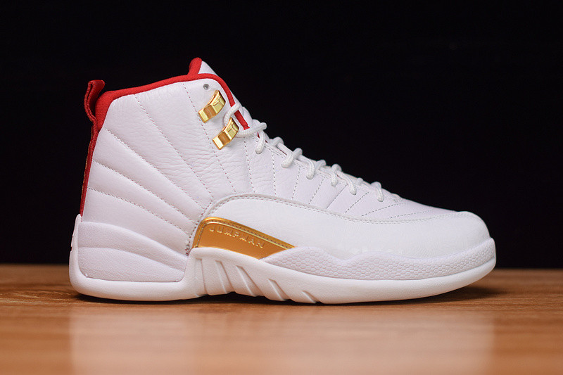 AIR JORDAN 12 FIBA WHITE UNIVERSITY RED 130690-107